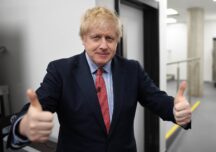 Boris Johnson a cerut Armatei să se pregătească pentru o iarnă cu 4 amenințări: Coronavirus, gripă, Brexit și inundații