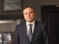 AEI: Prețul motorinei ar putea crește cu încă 1,20 lei/l, dacă SUA vor opri exporturile