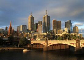 Australia: O parte din oraşul Melbourne, plasată în izolare pentru a evita o revenire a COVID-19