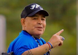 Diego Armando Maradona a murit