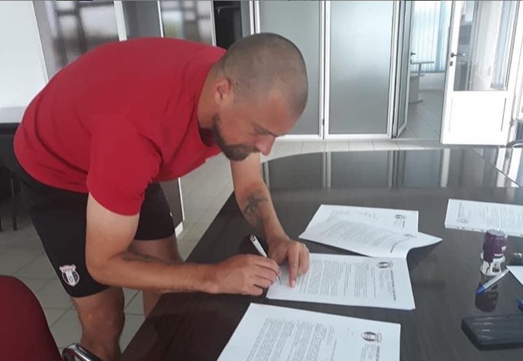 Gabi Tamaș schimbă echipa la o săptămână după ce a semnat un nou contract - oficial