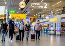 O cursă specială Tarom a repatriat 77 de români blocați în Regatul Ţărilor de Jos