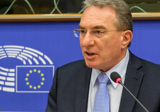 Una dintre provocările noii sesiuni a Parlamentului European: taxarea multinaționalelor. Ce ar câștiga România