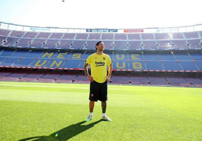 Messi își prelungește contractul cu Barcelona: Ce salariu are