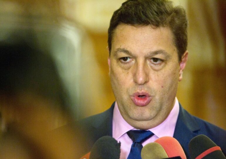 Senatul a respins legea care permite Guvernului să dea ordonanțe în vacanță. PSD vrea ca Orban să ceară sesiune extraordinară
