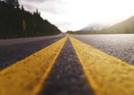 Curtea de Conturi europeană critică întârzierile la marile proiecte de transport: Pentru Autostrada Bucureşti - Nădlac trebuie autorizaţie de construcţie la fiecare 7 km