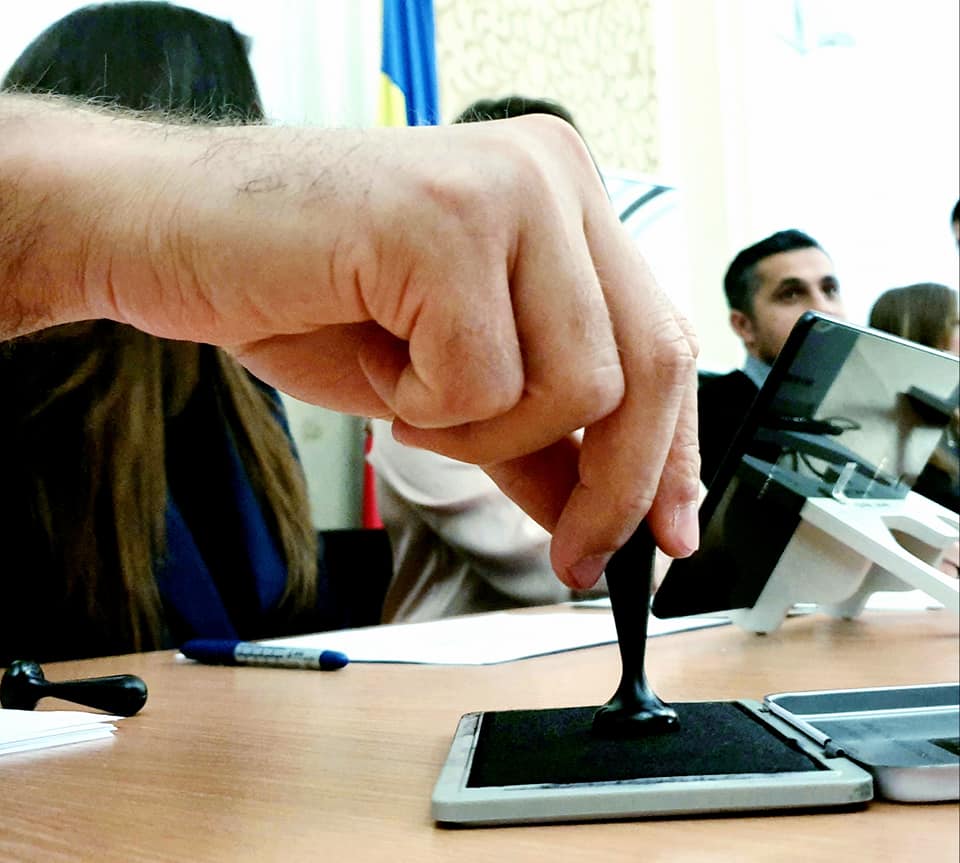 AUR scade sub 40%, însă rămâne la un scor dublu față de următorul clasat. PSD crește înainte de congres – sondaj INSCOP