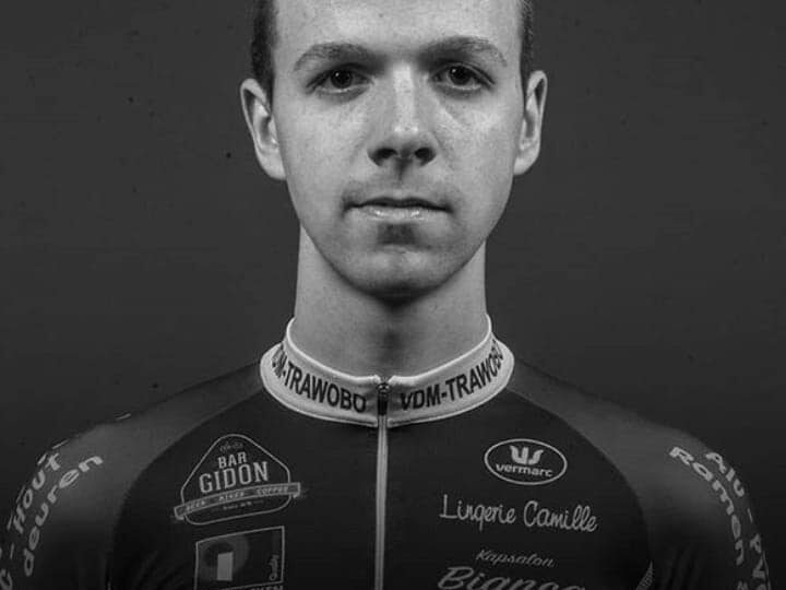 Un ciclist în vârstă de 20 de ani a murit în timpul unei curse din Belgia