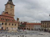 Orașele în care vin prea mulți turiști: „Evit să mai merg în centru”. În Brașov se oferă deja reduceri localnicilor