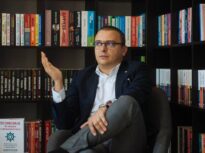 Păcănelele dispar din tot mai multe orașe. Iancu Guda susține că dependența nu are legătură cu sărăcia și ar putea crește piața neagră