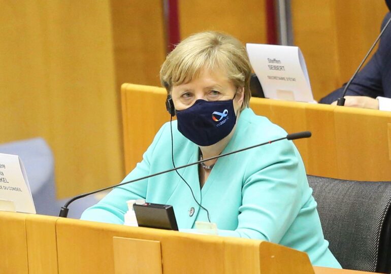 Jenant pentru Merkel: Un angajat de la cancelarie e acuzat de spionaj