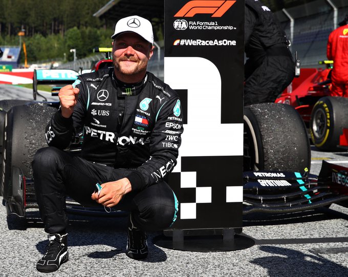 Valteri Bottas s-a impus în prima cursă de Formula 1 din sezon. Hamilton, clasare dezamăgitoare