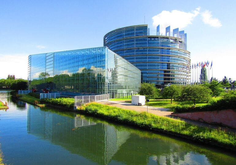 Un eurodeputat cere ca Parlamentul European să aibă un singur sediu, pentru a face economie la energie