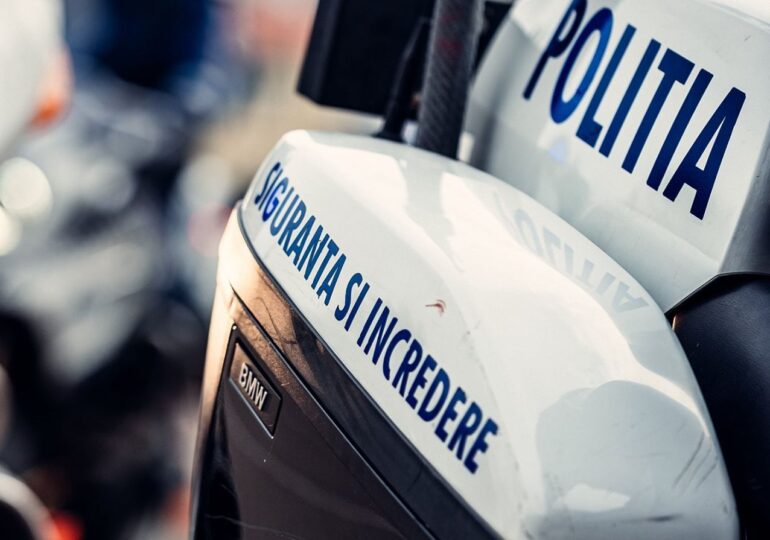 Un poliţist în uniformă a fost prins la furat, într-un magazin din Cluj. Şi nu e la prima ispravă