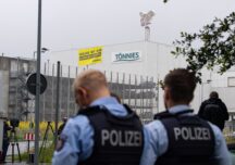 Anchetă penală împotriva conducerii abatorului-focar din Germania, unde s-au infectat cu coronavirus mii de angajați, inclusiv români