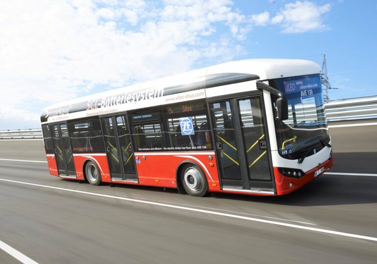 S-a anulat, din nou, licitația pentru autobuzele electrice  promise de Firea. Nici  tramvaie noi nu știm când vom avea