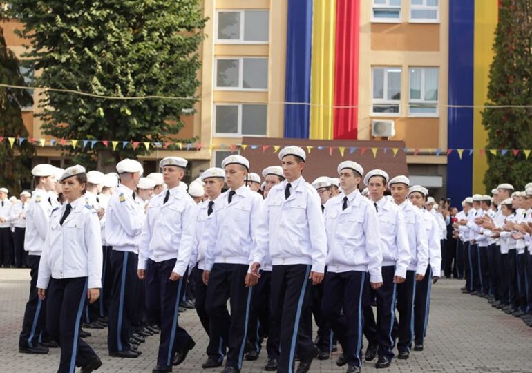 O armată de femei? Mai multe fete decât băieți, la Colegiul Militar din Alba Iulia