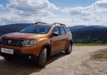 Presa din Spania a comparat Dacia Duster cu Renault Captur: Iată cine a ieșit câștigător