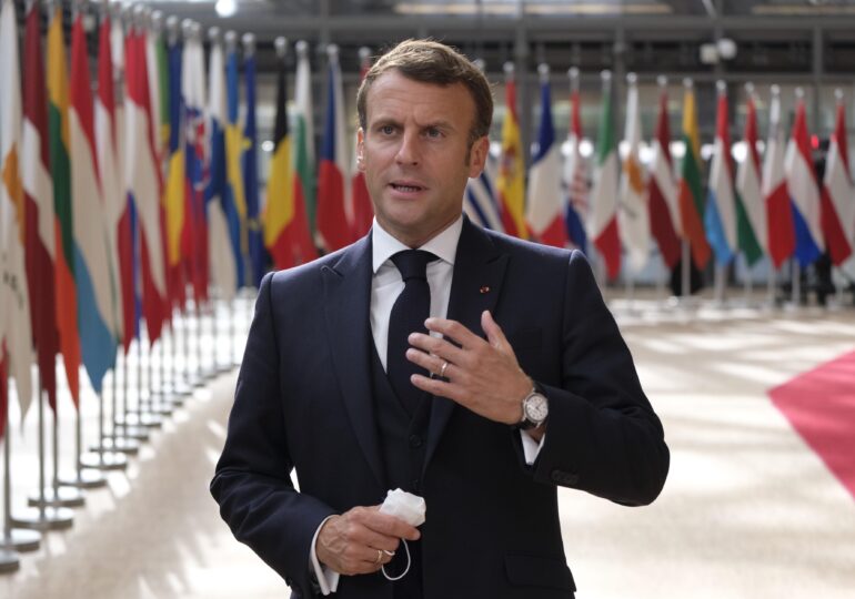 Summitul UE: Preşedintele Macron şi-a pierdut cumpătul și a dat cu pumnul în masă din cauza blocării adoptării planului de relansare economică