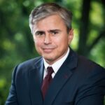 Gabriel Biriș: Planul fiscal indică majorarea cotei unice la 16% și a TVA la 21%