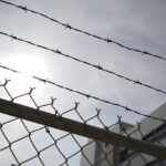 Un condamnat pe viață distribuia droguri în penitenciare. Procurorii fac percheziții