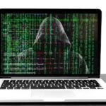 Bitdefender: Numele a 6 bănci importante din România sunt folosite de hackeri pentru a păcăli clienţii