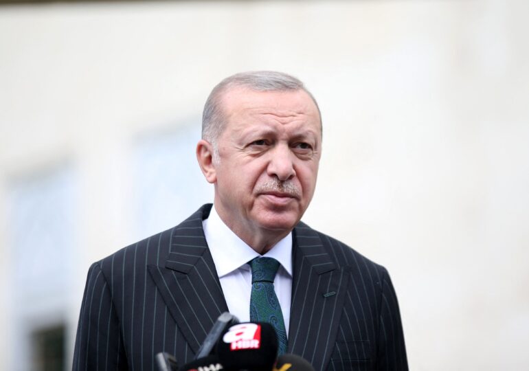 Erdogan a făcut o vizită simbolică la fosta bazilică Sfânta Sofia din Istanbul - când va avea loc prima slujbă musulmană