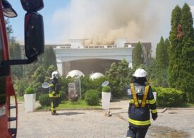 Incendiu puternic la un salon de evenimente din Otopeni (Video)