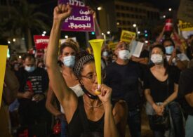 Mii de israelieni au protestat la Tel Aviv faţă de modul în care Guvernul gestionează criza provocată de pandemie