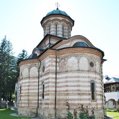 Mănăstirea Cozia a fost închisă temporar după ce un călugăr a fost diagnosticat cu COVID-19