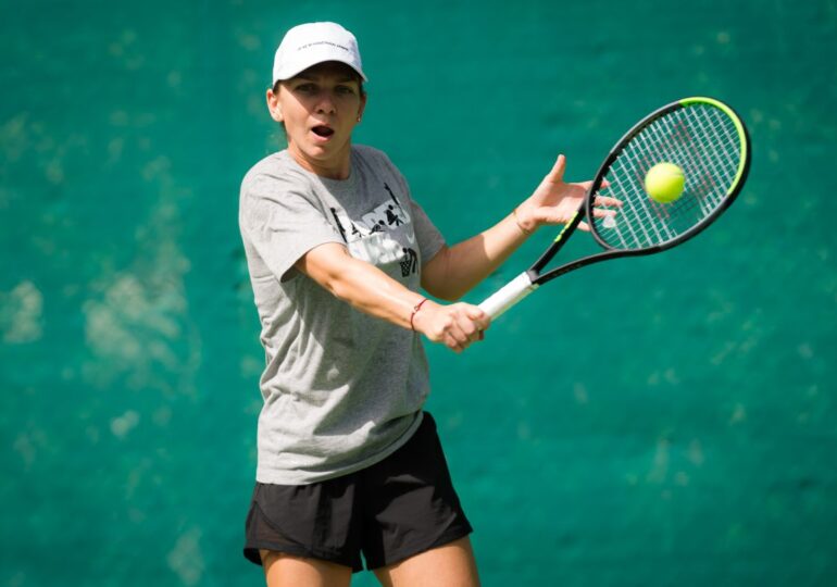 Simona Halep revine pe terenul de tenis cu un nou look (foto în articol)