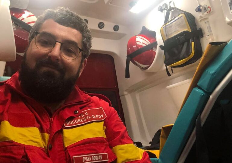 De la Cotroceni, paramedic pe ambulanțe SMURD, doctorand ”pe bune” și voluntar: ”Eu cred în puterea comunității” - Interviu