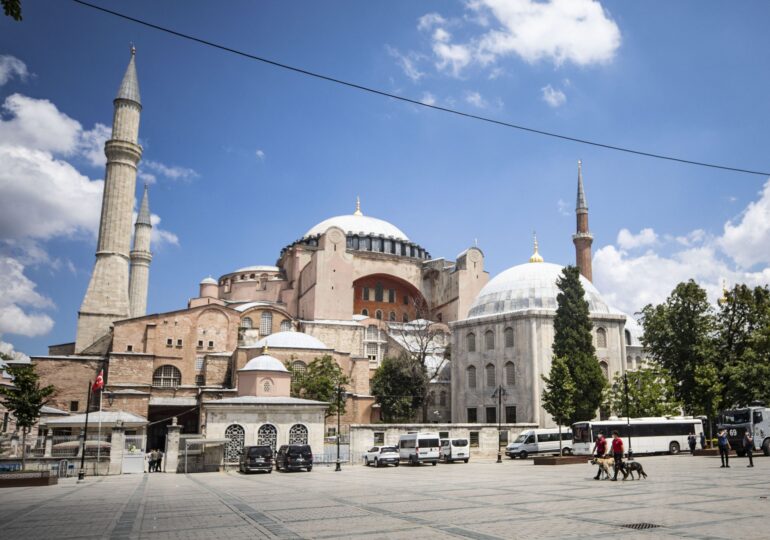 Rusia şi Siria vor să construiască o copie a Hagiei Sfânta Sofia, după ce Erdogan a transformat-o în moschee