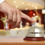 HoReCa, industria din România cea mai afectată de pandemie: 7 din 10 companii au risc ridicat de insolvenţă