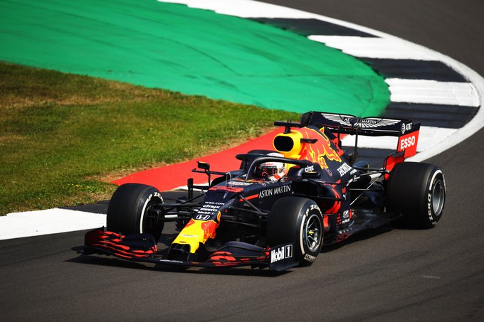 Max Verstappen a câştigat Marele Premiu aniversar al Formulei 1