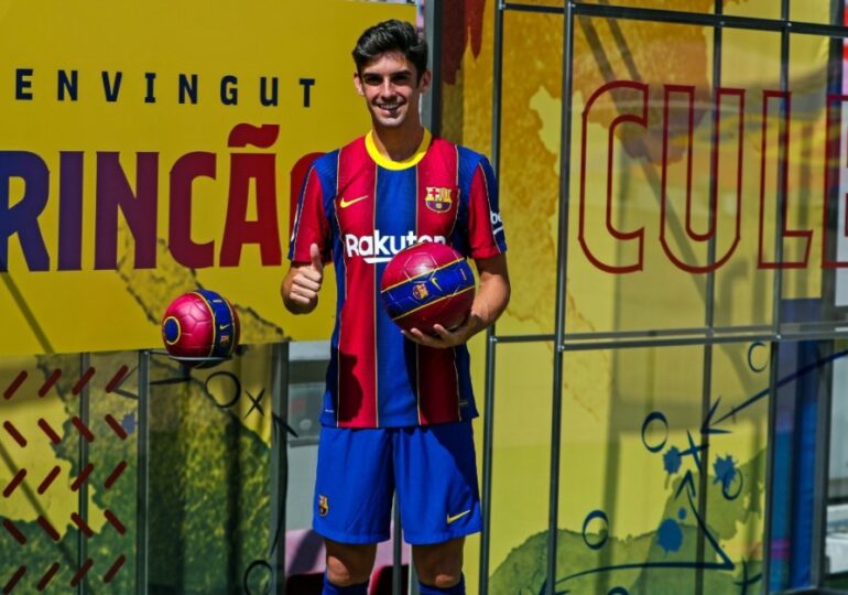 FC Barcelona a prezentat un nou jucător