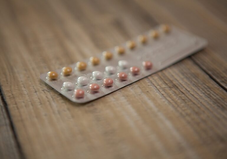 Anticoncepționalele și Covid-19. Ce s-a descoperit despre femeile care iau contraceptive orale