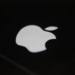 Apple pregătește lansarea unui MacBook Pro ieftin