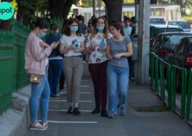 Scandalul măştilor pentru elevi: Trei asociații depun plângere penală împotriva lui Orban, Turcan și Anisie