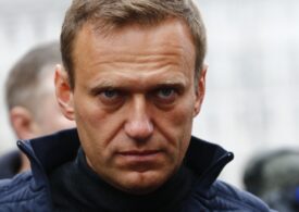 Aleksei Navalnîi era sub supravegherea strictă a poliţiei înainte de a se îmbolnăvi