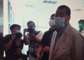 Magnatul media Jimmy Lai a fost condamnat la aproape 6 ani de închisoare