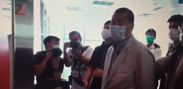 Hong Kong: Magnatul media Jimmy Lai a fost inculpat în baza noii legi pentru securitate naţională