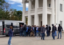 Momentul în care mai mulți jurnaliști sunt reținuți la Minsk
