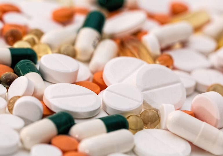 România va avea din nou listă de medicamente esențiale. Prețuri mai mari decontate de CNAS, dar costuri mai mici pentru sistemul sanitar