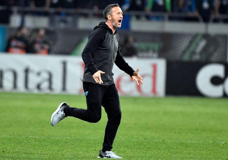 Mihai Stoica a răbufnit după primele 15 minute din meciul lui CFR Cluj: Ce reclamă directorul sportiv al lui FCSB