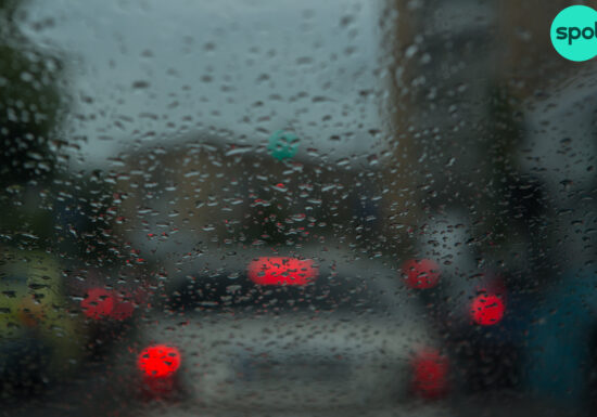 Ciclon peste România vineri: ploi, furtuni și răcire a vremii. Prognoza meteo până la final de aprilie