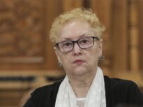 Avocatul Poporului explică motivele pentru care a sesizat CCR cu privire la concediul medical neplătit