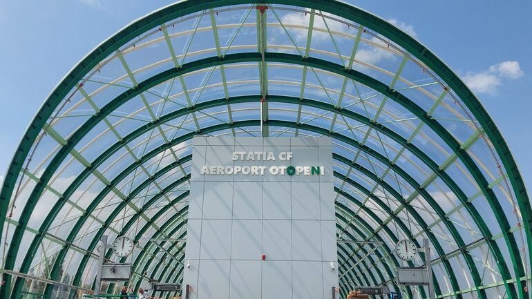 CFR anunţă că linia de cale ferată dintre Gara de Nord şi Aeroportul Internaţional Henri Coandă este gata 97% - FOTO