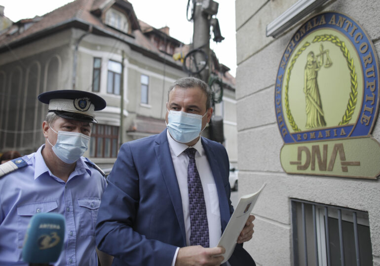 Şeful Jandarmeriei Române a fost la DNA, după ce şi-ar fi pontat ilegal sute de ore suplimentare UPDATE Nu ia în calcul să-și dea demisia