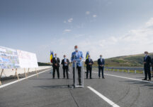 S-a deschis circulaţia pe tronsonul Iernut-Cheţani, parte din Autostrada Transilvania. Iohannis: E evident că infrastructura din România a rămas mult în urmă